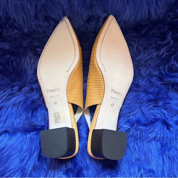 New! THEORY “City” Slingback Block Heel Pumps in Lizzard Embossed Leather - Picture 11 of 12